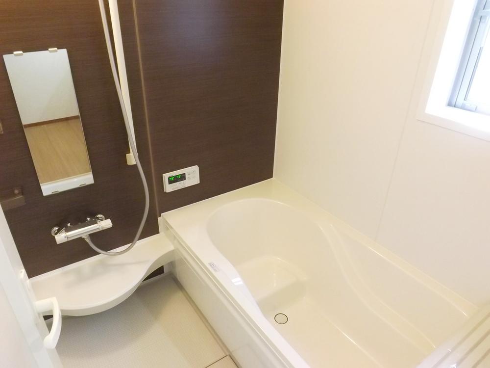 Same specifications photo (bathroom). Same specifications photo (bathroom) Bathroom heating dryer! Warm bath!