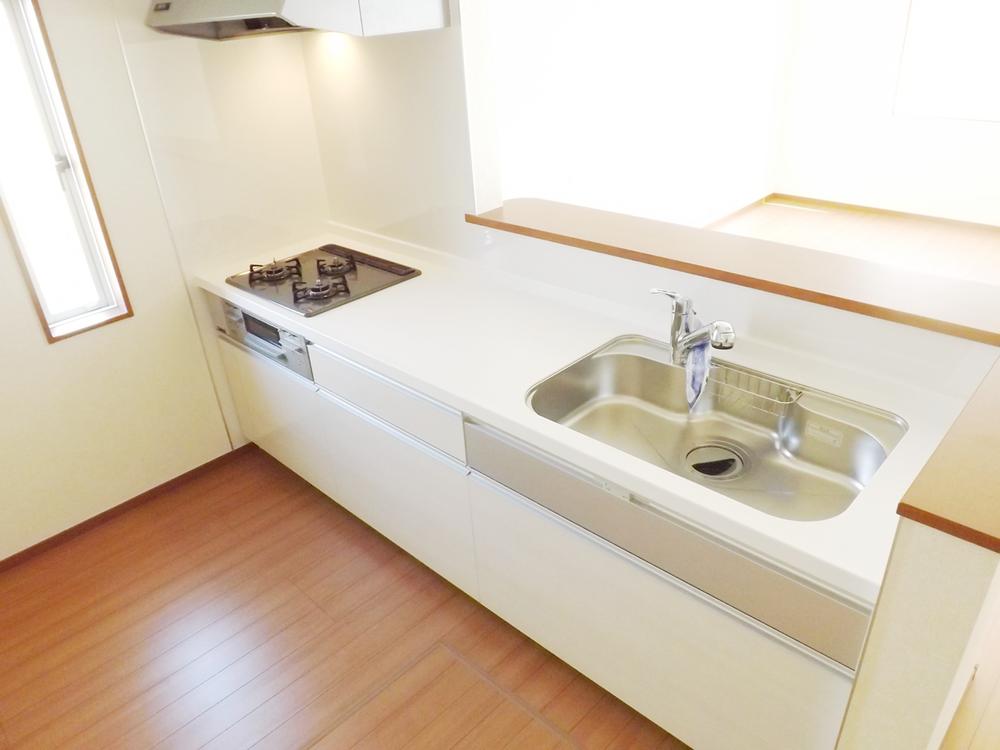 Same specifications photo (kitchen). Same specifications photos (appearance)