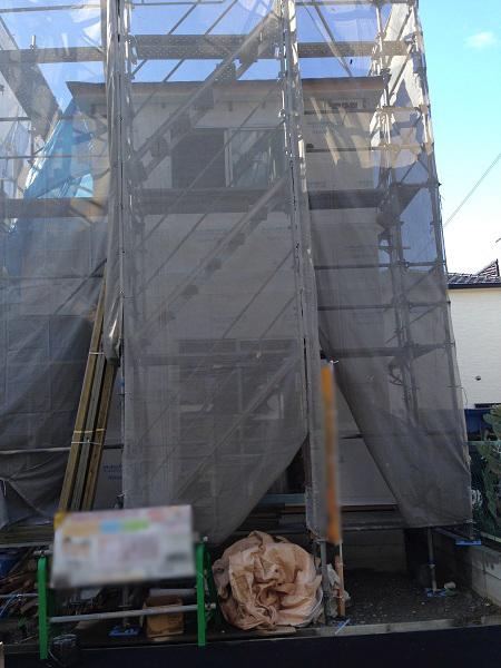 Local photos, including front road. Local (11 May 2013) Shooting