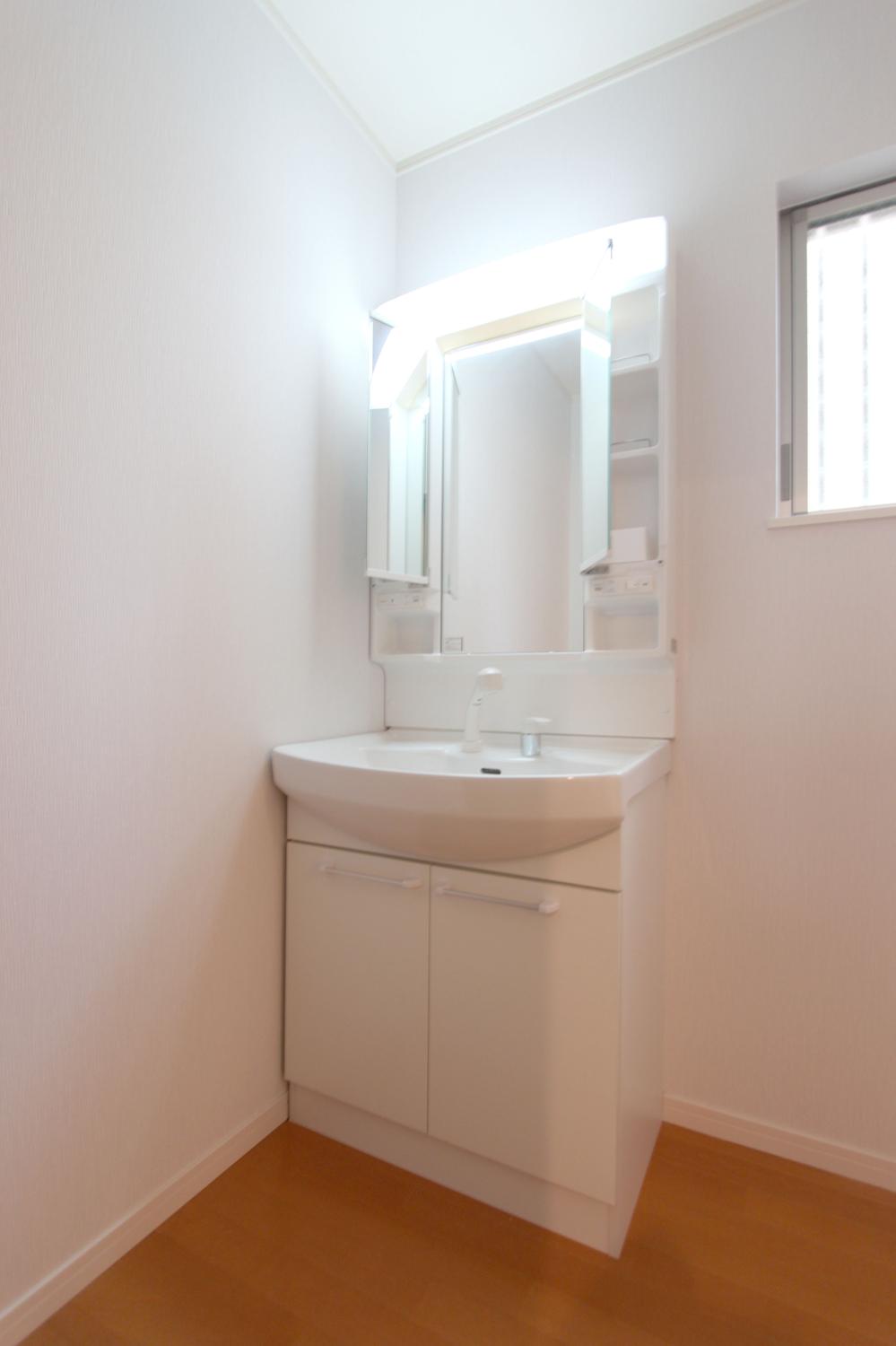 Same specifications photos (Other introspection).  ◆ Basin space same specifications