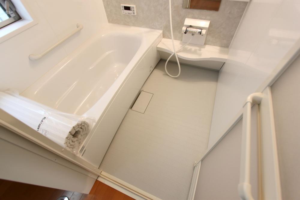 Same specifications photo (bathroom).  ◆ Bathroom same specifications