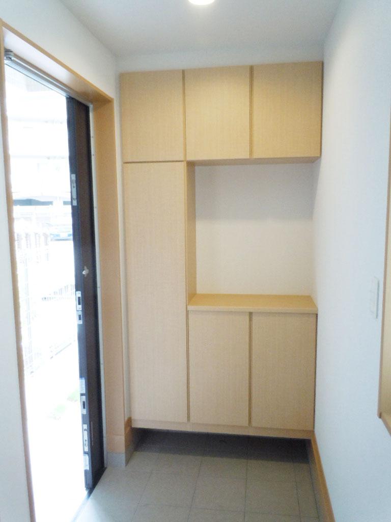 Same specifications photos (Other introspection). Plenty also secured entrance storage! (The company example of construction photos)