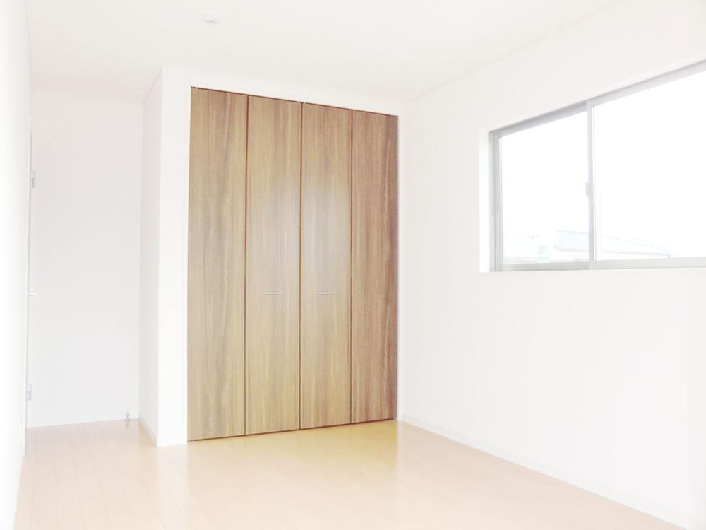 Other introspection. Local photos (Western-style)