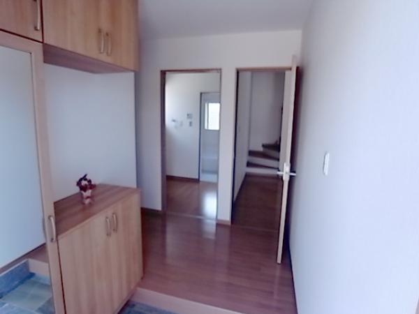 Entrance. Storage neat entrance at any time in the enhancement (same specifications entrance)