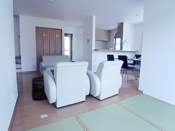 Non-living room. Japanese-style room from the living room (same specifications as Japanese-style)