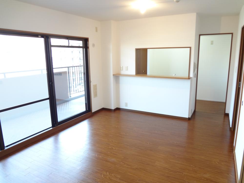 Living. Indoor (11 May 2013) Shooting