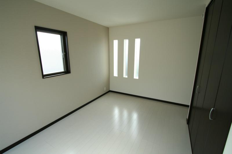 Non-living room. Also adopted a pair glass in Western-style, And high performance thermal insulation (No. 1 destination reference)