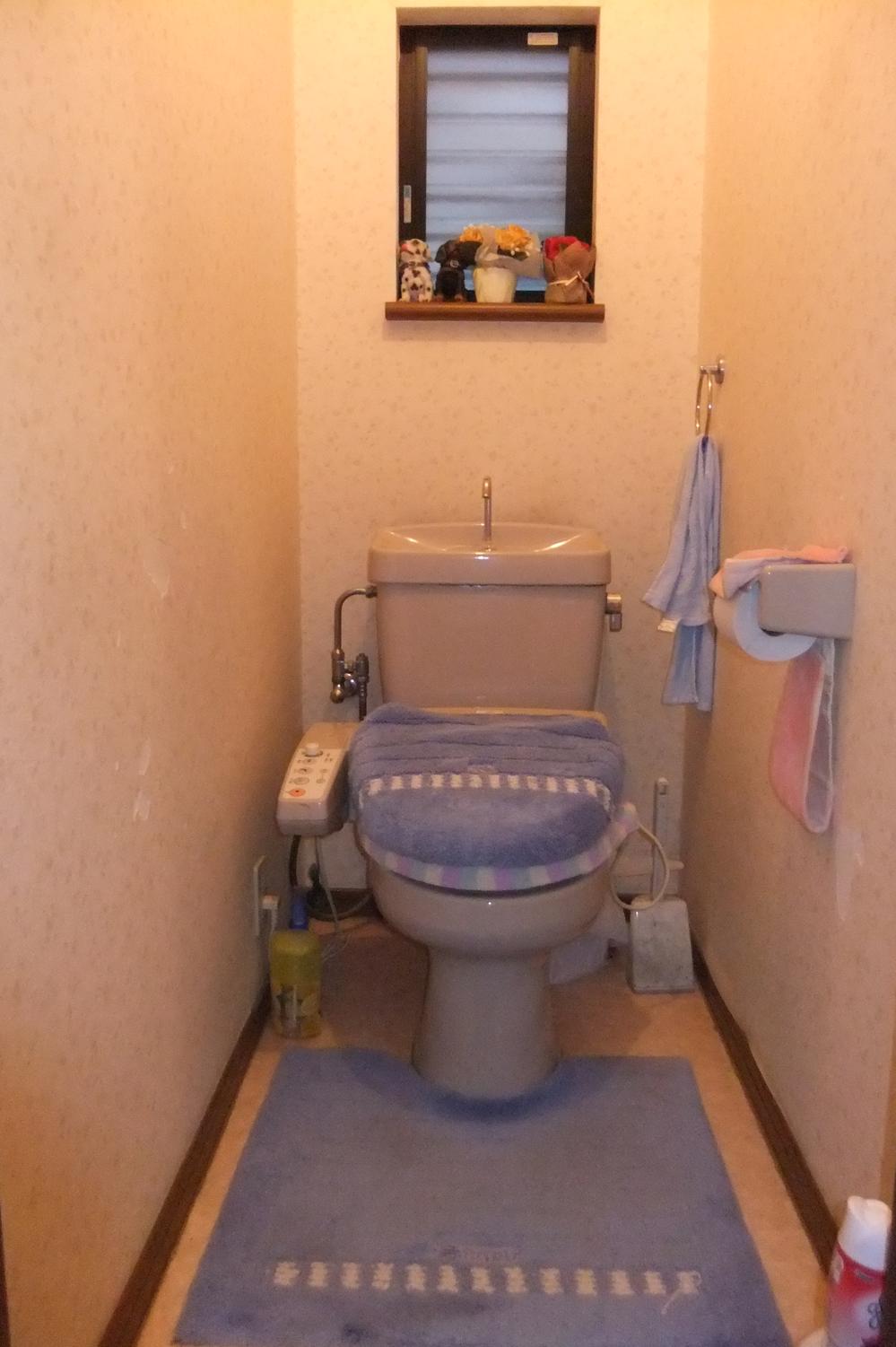 Toilet.  ☆ 1F toilet ☆ 