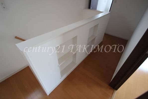 Other. Corridor is also bright! !