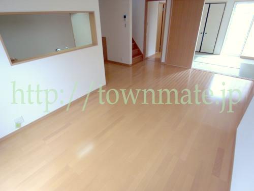 Same specifications photos (living). Same specifications living