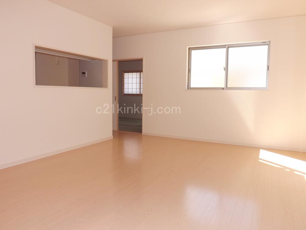 Living. Local photos (living) Unnecessary and easy care wax!