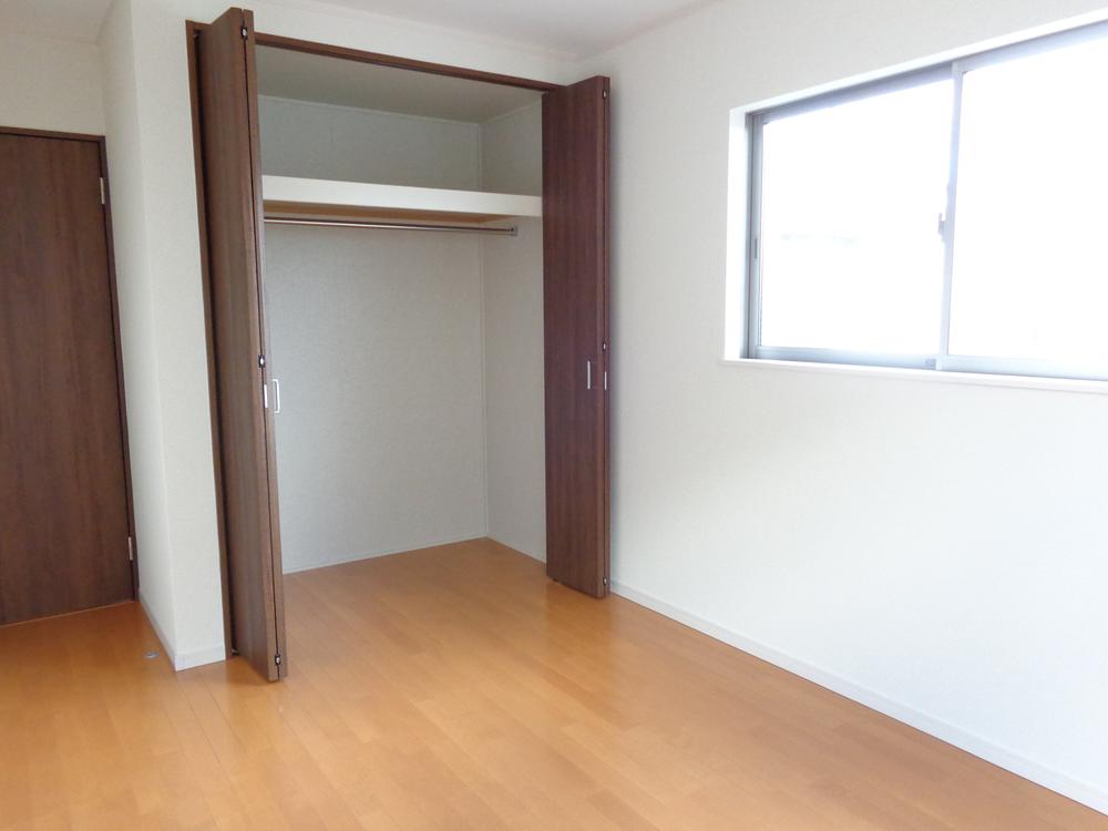 Non-living room. Second floor Western-style north 6.5 Pledge