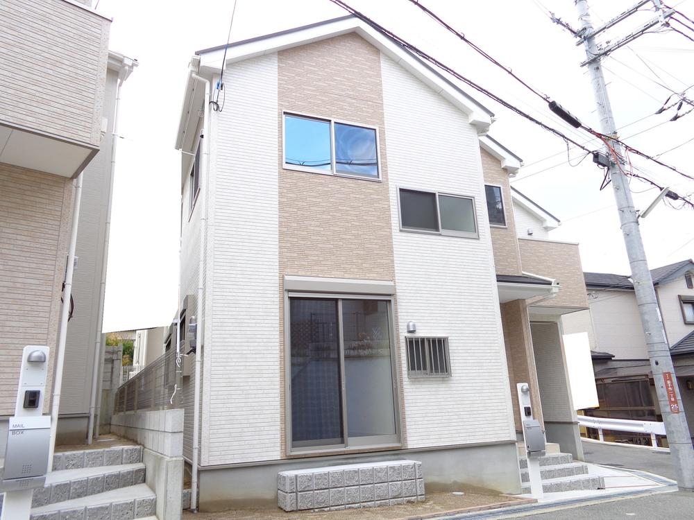 Local appearance photo. No. 3 place