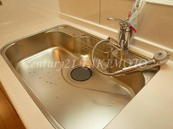 Other. Smaller sound of water wings in the quiet design!