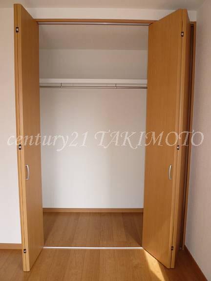 Other. Spacious rooms in all room with storage!