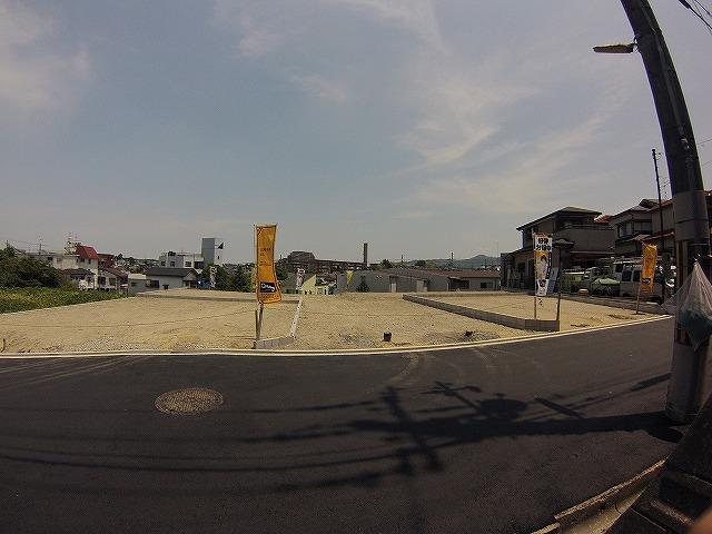 Local photos, including front road. Local (August 2013) Shooting