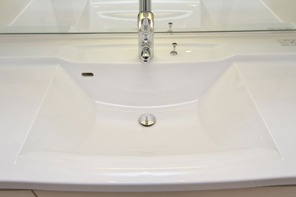 Bathing-wash room.  [Bowl-integrated counter] Since there is no seam it is easy to clean (same specifications)
