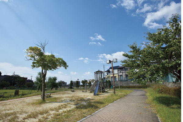 Surrounding environment. Tsuda park (a 9-minute walk ・ About 700m)
