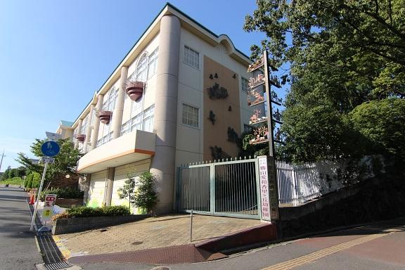 kindergarten ・ Nursery. Katsuyama Aiwa Kaorike hill to kindergarten 480m