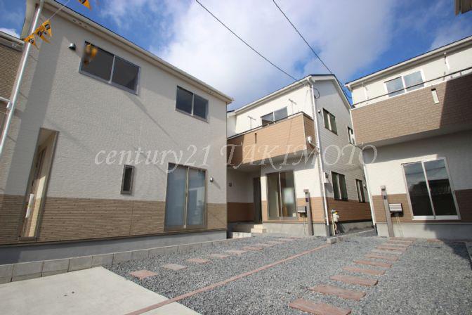 Local appearance photo. Car two is possible parking! !