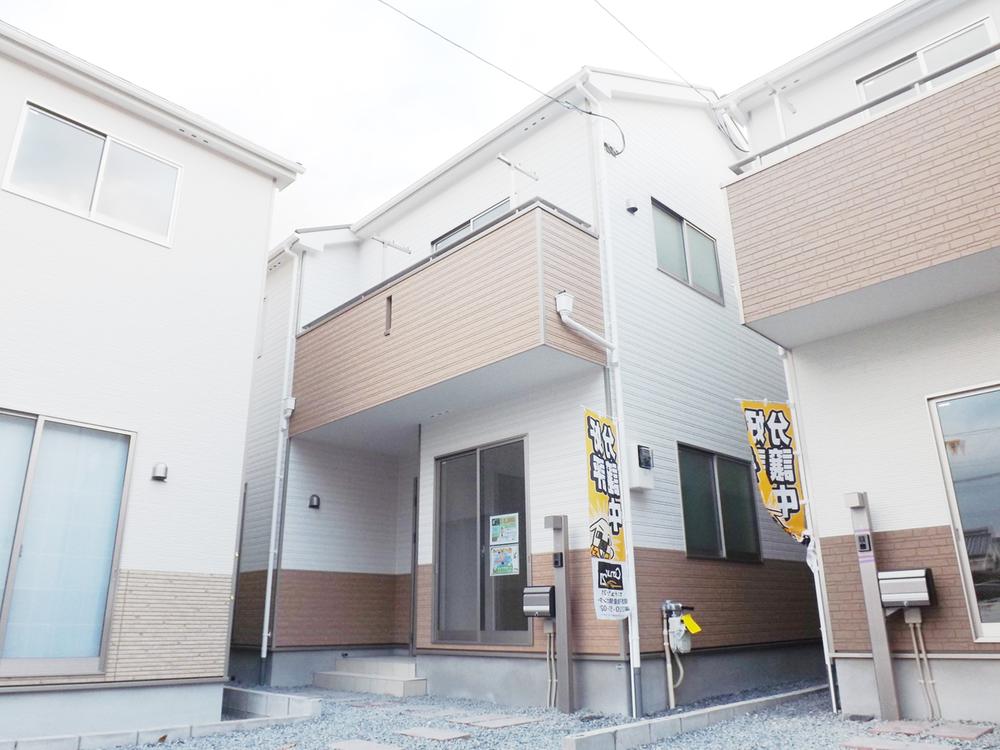 Local appearance photo. Local photos (appearance) all 4 House ・ No. 1 destination! South balcony!