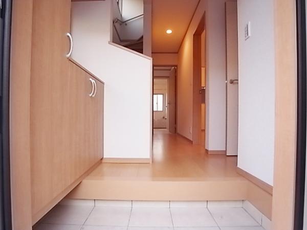 Entrance. Storage enhancement at any time spacious entrance (same specifications entrance)