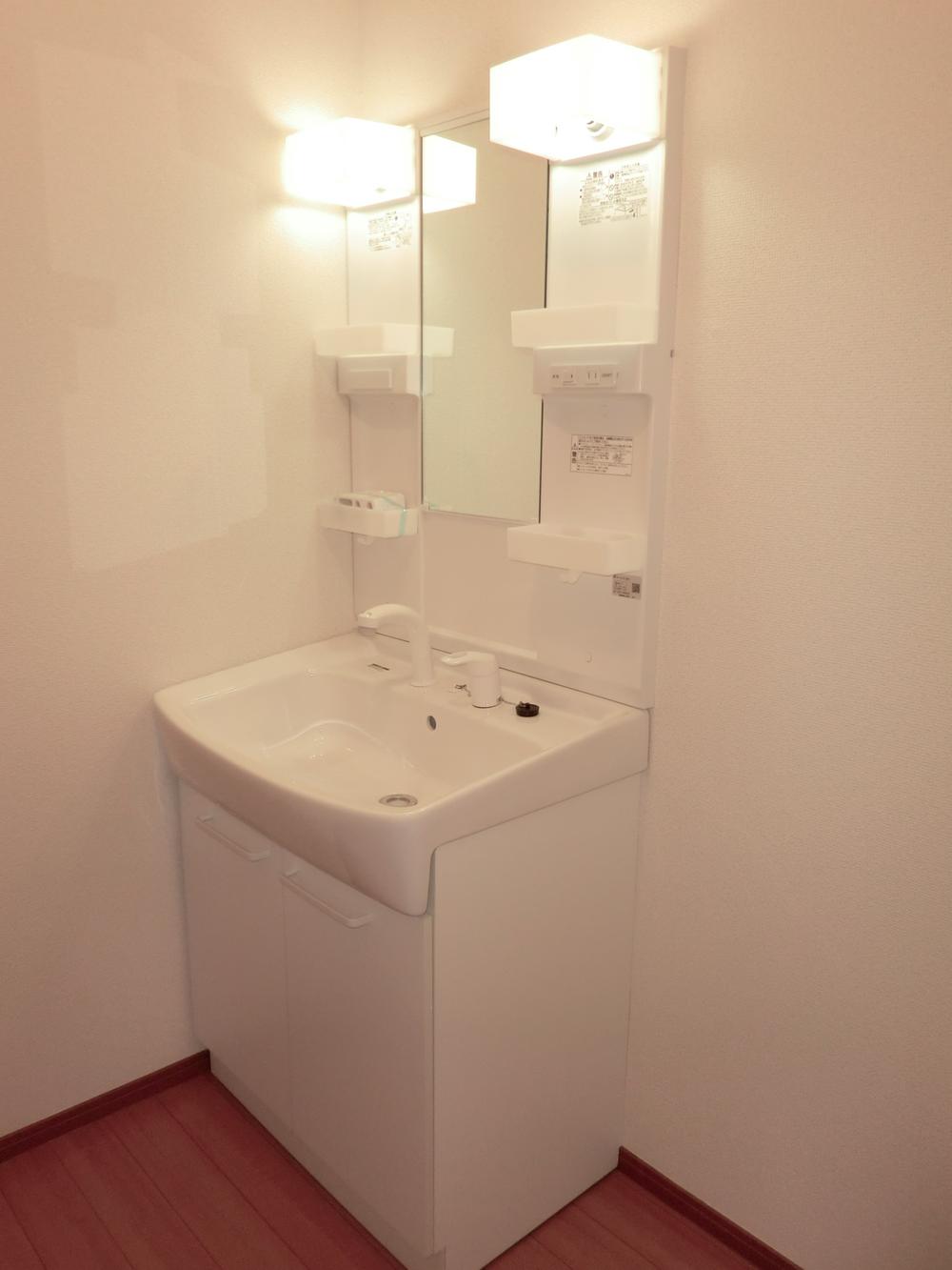 Other Equipment. With hand shower! Cleansing also shampoo happy!