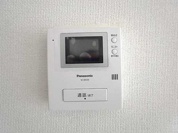 Security equipment. Peace of mind visitors who can be found in the 披 glance