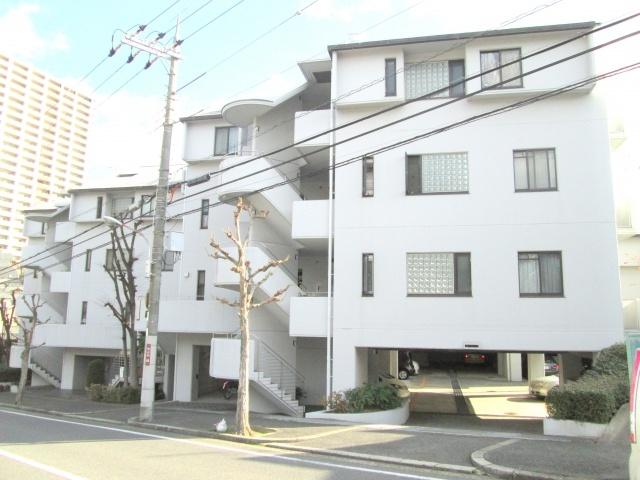 Local appearance photo. Used equipment of Keihan line "Hirakata-kōen Station" walking distance came out! !