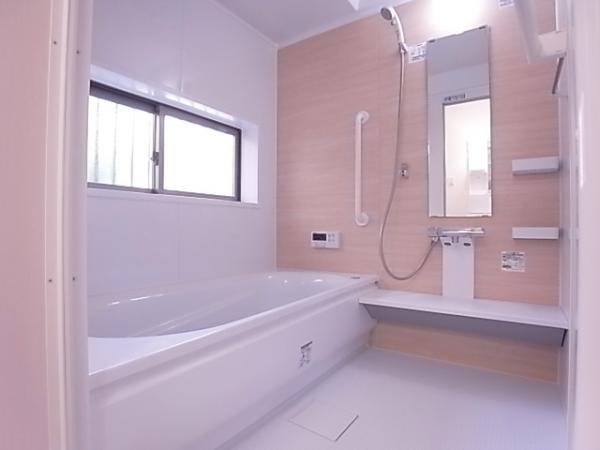 Same specifications photo (bathroom). Comfortable bath time with the bathroom dryer