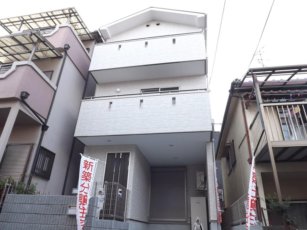 Local appearance photo. Local photos (appearance) There is a neighboring house with the firm space Day ventilation is good