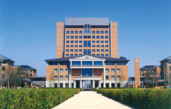 University ・ Junior college. Private Kansai Gaidai (University ・ 1437m up to junior college)