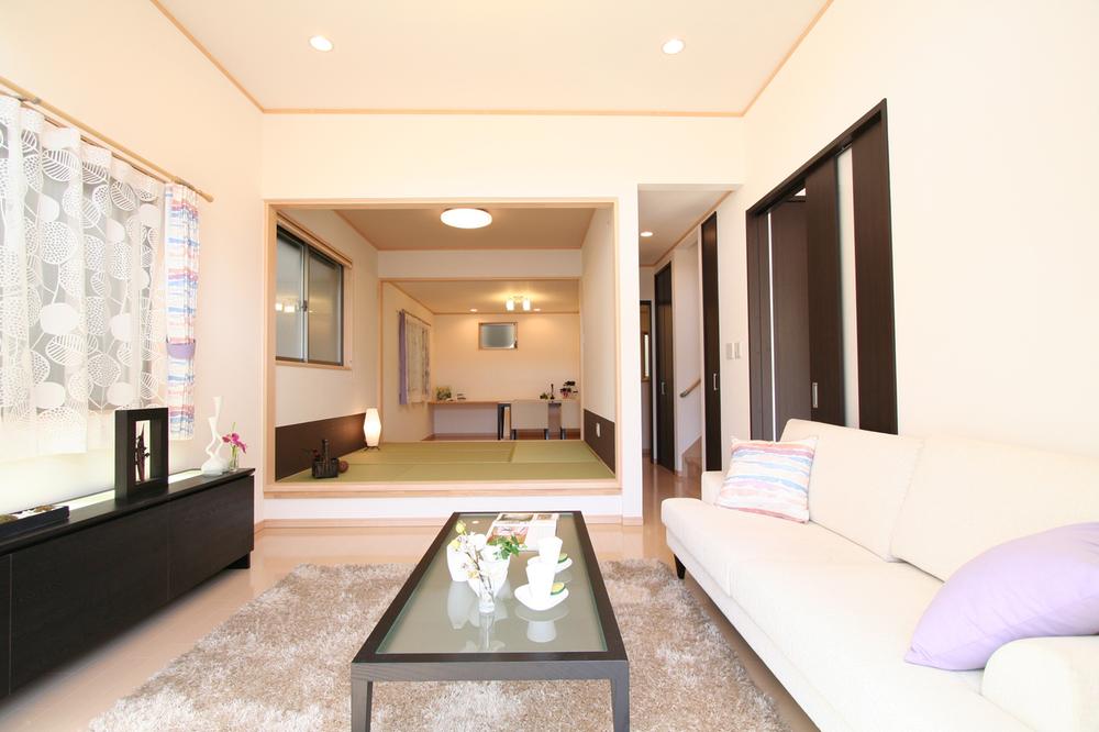 Indoor (2013 July 31) shooting <model house ・ Living> model house sale already for, We place the public in the model house of "Seriasu Fujisaka".. Indoor (2013 July 31) shooting