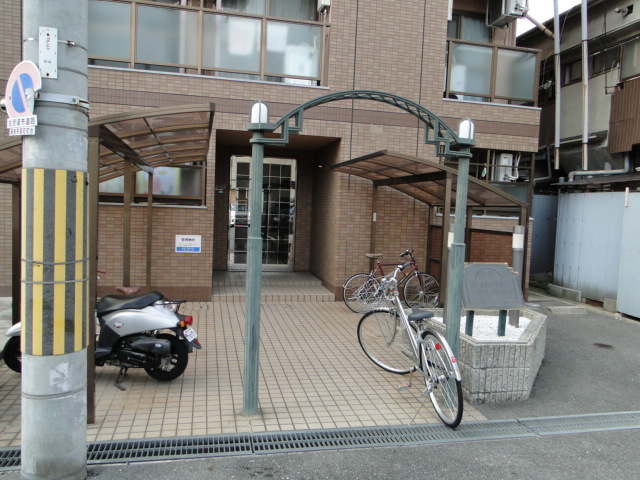 Other common areas. There is also bicycle parking