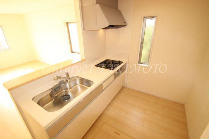 Kitchen. It is the latest system Kitchen! ! It has also attached window, Not muffled smell!