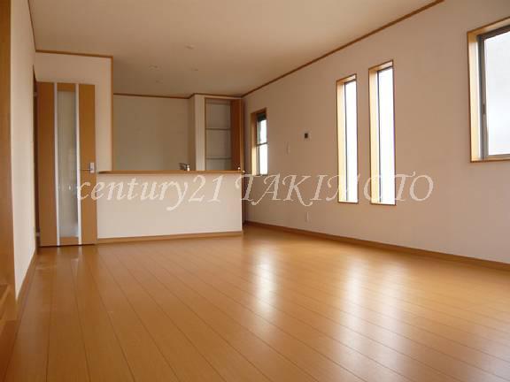 Same specifications photos (living). LDK There are 16 quires open! !