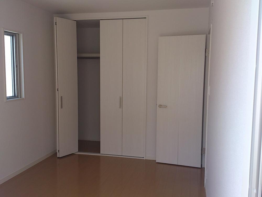 Non-living room. Indoor (June 2013) Shooting