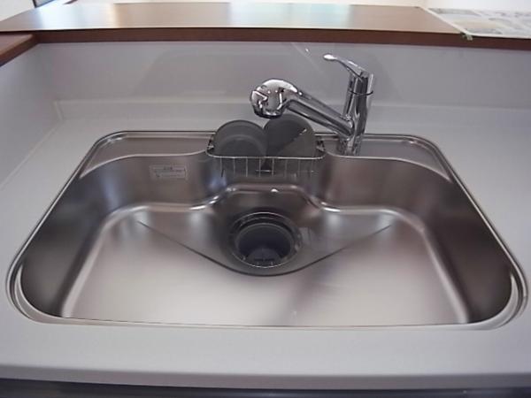 Other Equipment. Washing effortlessly in sync spacious