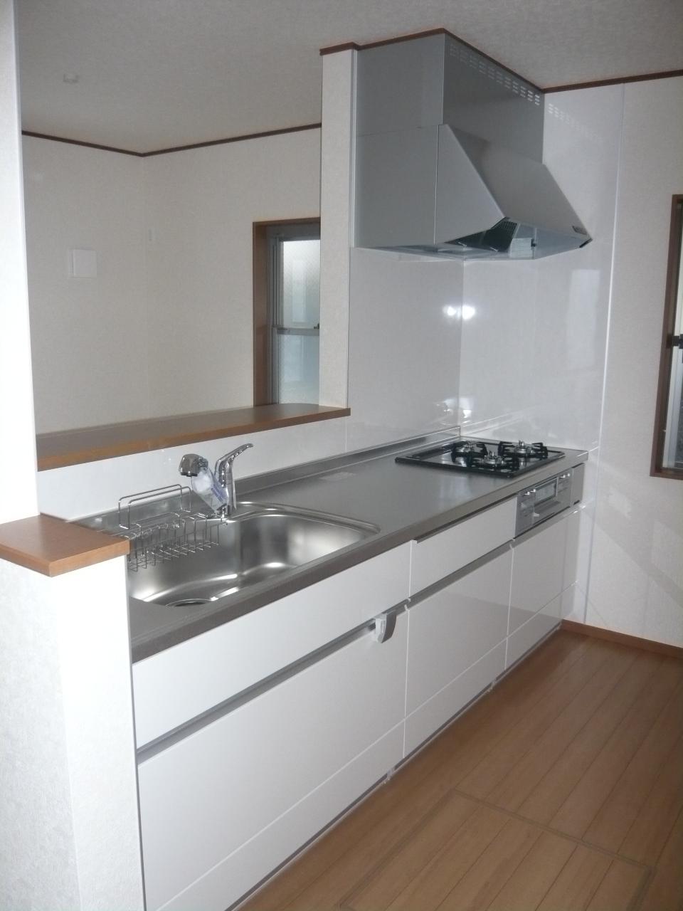 Kitchen. Same specifications