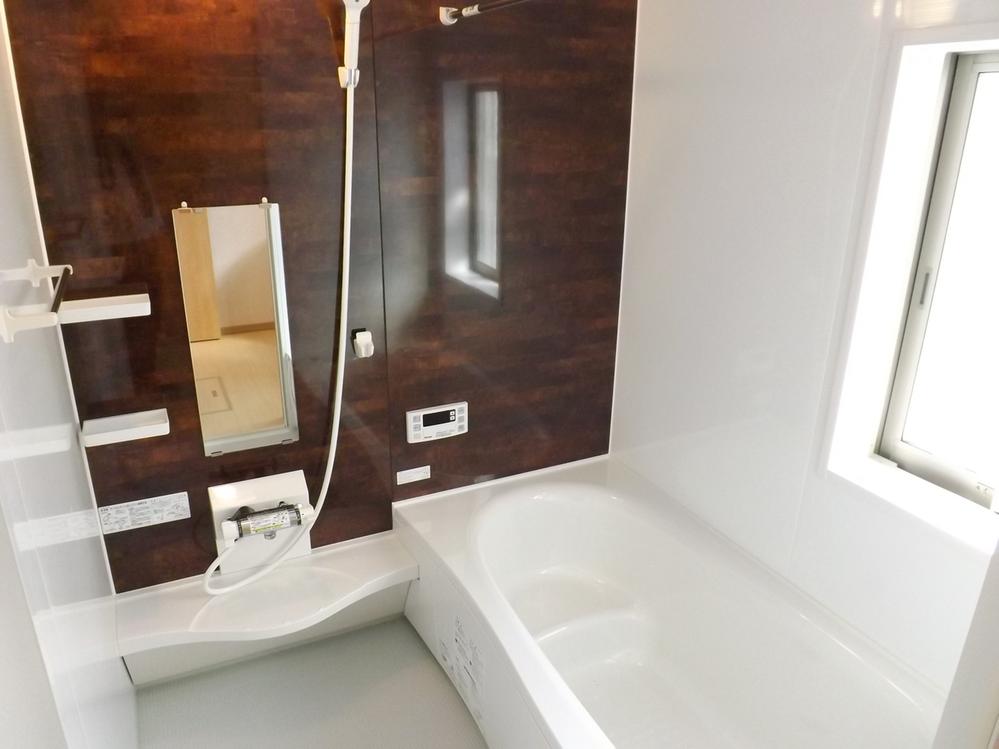 Same specifications photo (bathroom). Same specifications photo (bathroom) Bathroom heating dryer! Warm bath!