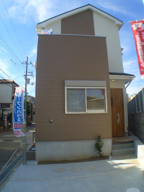 Local appearance photo. Imposing completed!