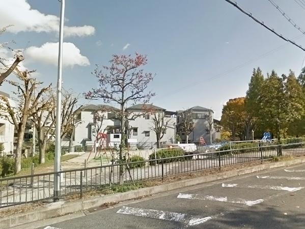 park. 480m to Makino Park