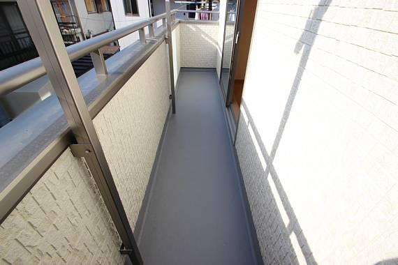 Balcony. Spacious balcony!