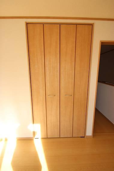 Receipt. Each room equipped with storage space!