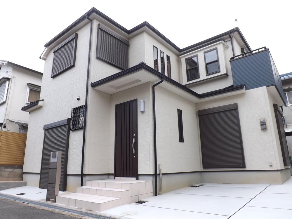 Local appearance photo