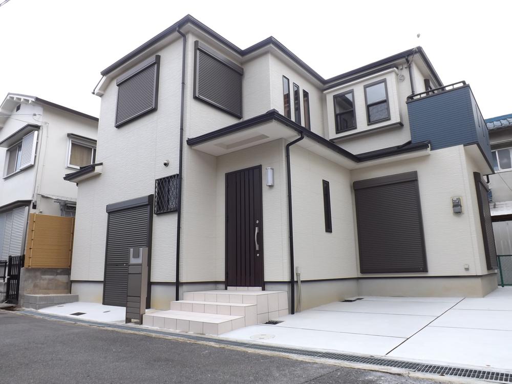 Local appearance photo