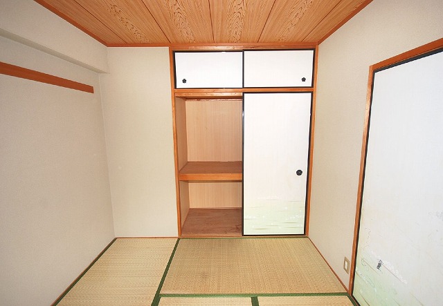 Receipt. Japanese-style room ・ closet