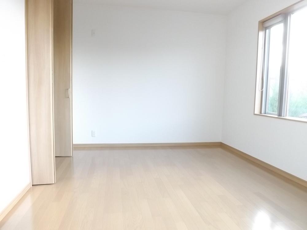 Non-living room. Same specifications photos (Western-style)