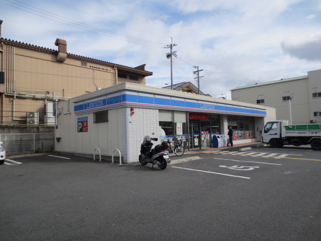 Convenience store. 380m until Lawson Hirakata Nagaokagu the town store (convenience store)