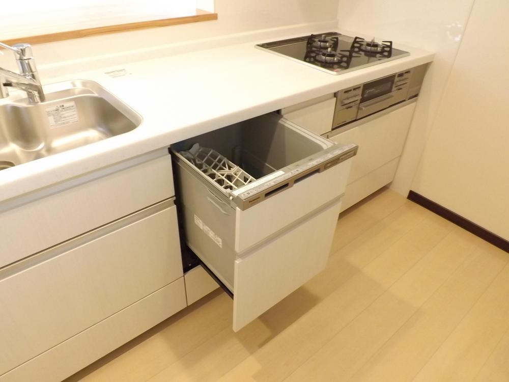 Kitchen. Local photo (kitchen)